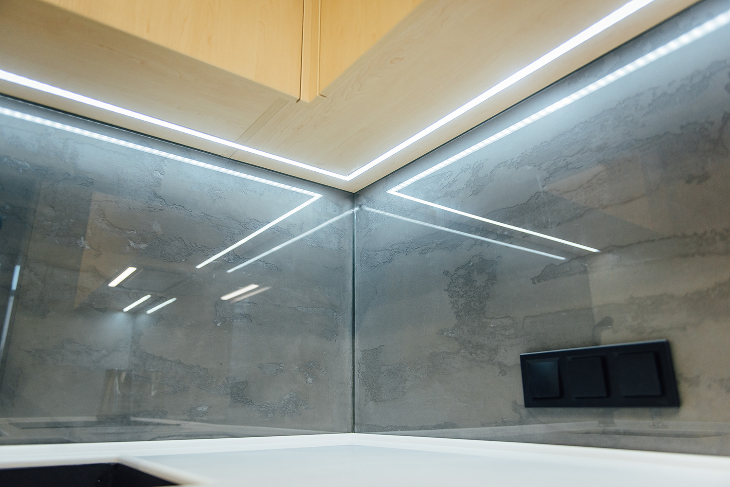 Küchenrückwände und -arbeitsplatten – Pridea Products